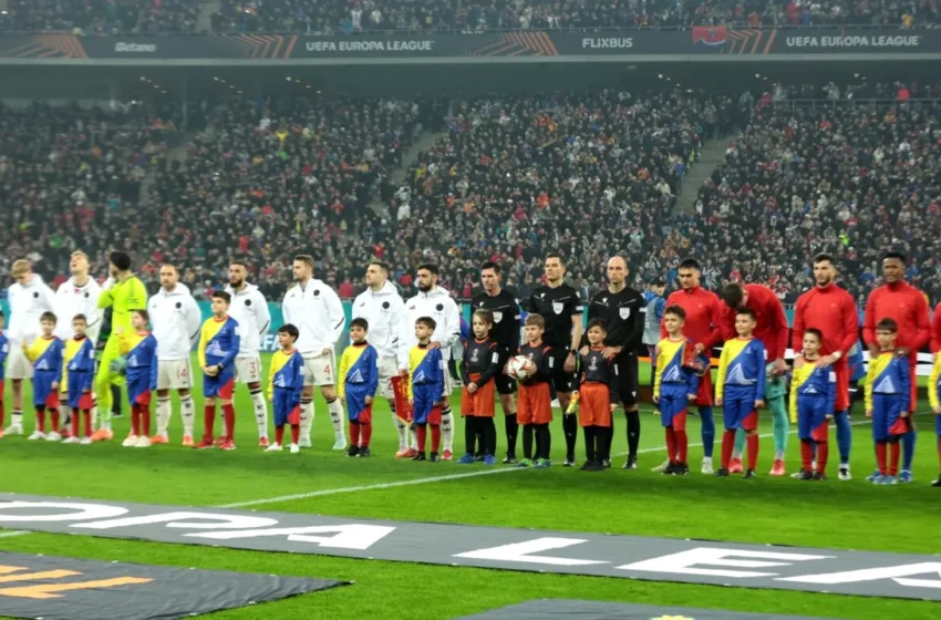  Cronica de fotbal, FCSB-Manchester United: Niște Englishmani în București. Un 0-2 deloc dramatic doar că „supușii” lui Charles al III-lea au demonstrat cât de lung e drumul spre Tiperarry