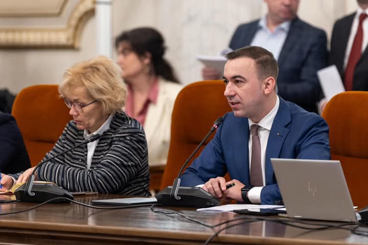  Bogdan Ivan: Bugetul pe 2025 al Ministerului Economiei, Digitalizării, Antreprenoriatului și Turismului a fost avizat. FOTO