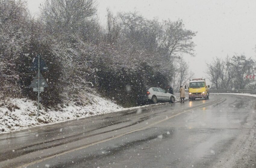  Accident rutier pe Dealul Târgului în zona Icar. FOTO