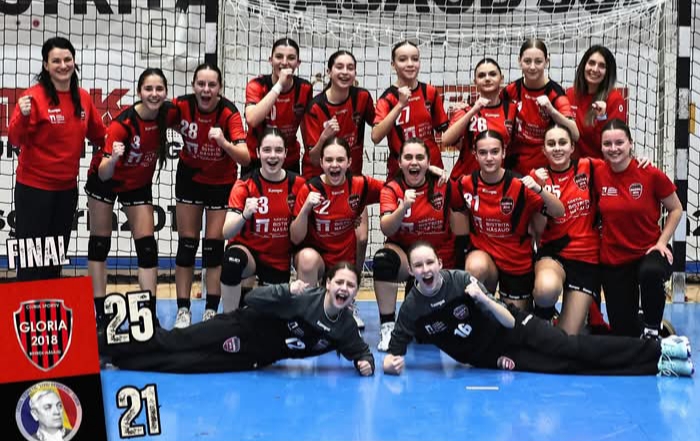  Handbal: Junioarele 3 ale Gloriei 2018 au învins echipa Liceului Teoretic „Liviu Rebreanu” Turda, scor 25-21