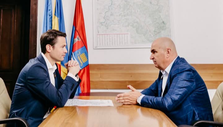  Robert Sighiartău: Ilie Bolojan – Președintele interimar al României