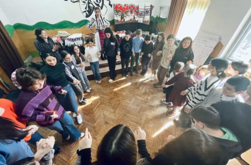  Șezătoare de altădata pe ritmuri de azi, la Clubul Copiilor Năsăud. FOTO