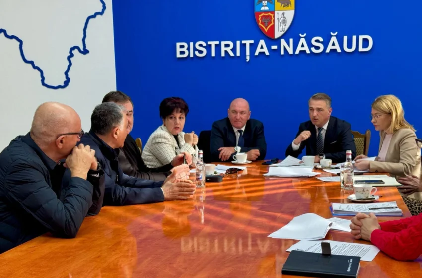  Ședință de lucru pentru întăbularea și modernizarea de noi străzi în Bistrița. FOTO