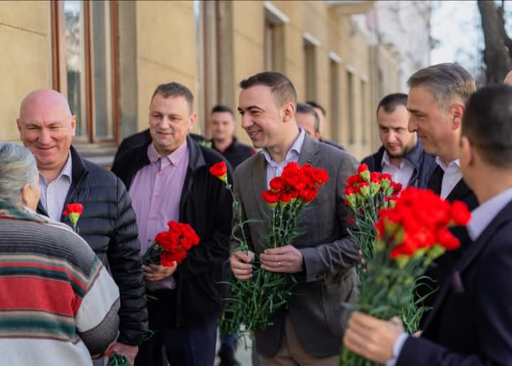 Bogdan Ivan:  La mulți ani, doamnelor! Să aveți parte de o primăvară plină de împliniri și bucurii!