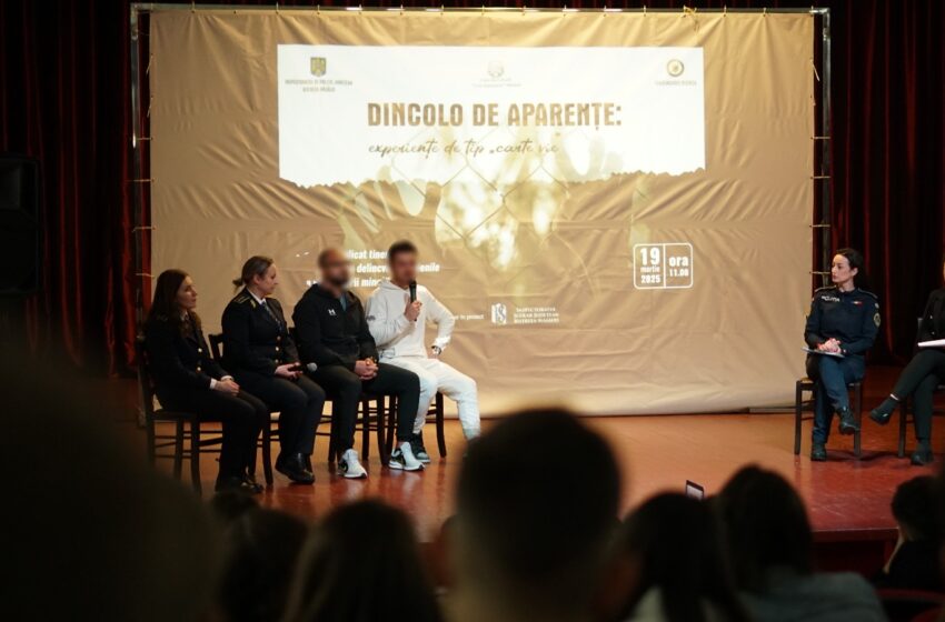  „Dincolo de aparențe” – o lecție de viață pentru elevii, la Năsăud. FOTO