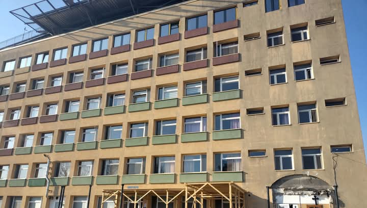  Lucrările de reabilitare a SCJU Bistrița continuă cu etajul 4