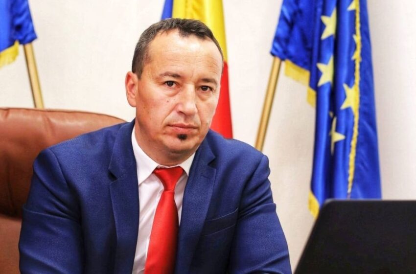 La Mulți Ani domnului primar Doru Crișan de la Prundu Bârgăului!