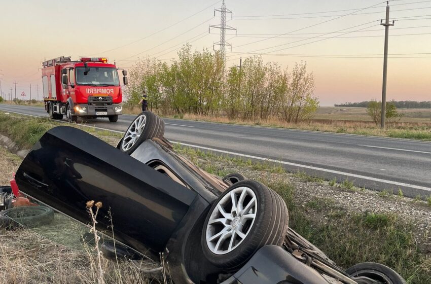  Un autoturism s-a răsturnat la Unirea!