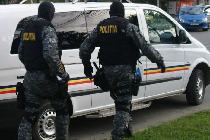 Percheziții în Bistrița-Năsăud, Capitală și alte 10 județe, pentru piraterie software! Prejudiciul este de 750.000 de euro