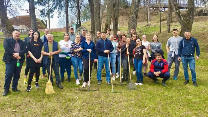  Primăria Sângeorz-Băi a început curățenia de primăvară!