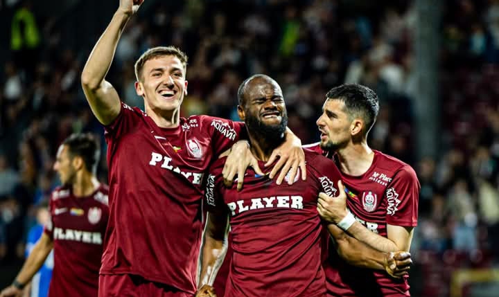  Fotbal: Glasul roților de tren s-a auzit până în portul Constanța, CFR Cluj-Farul Constanța 4-1
