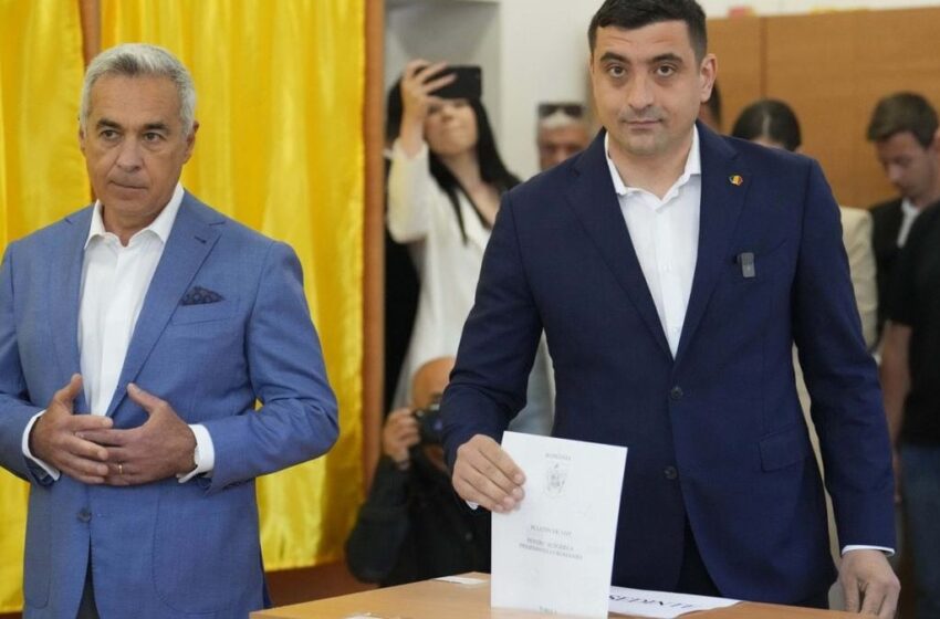  George Simion a venit la vot cu Călin Georgescu, care nu recunoaște aceste alegeri și le-a numit „o fraudă”