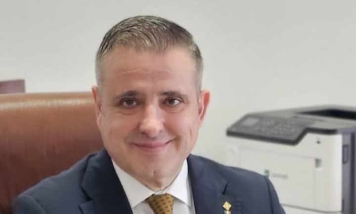  Ioan Turc: Oameni buni, NU contează dacă îl plăcem sau nu pe Nicușor Dan. Alegerea este între a deveni o democratie pe model Belarus sau a rămâne un stat de drept, cu toate problemele lui