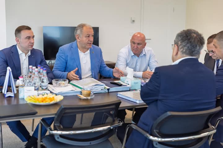  Sistem revoluţionar de colectare a deşeurilor, propus de primarul Bistriţei, Gabriel Lazany
