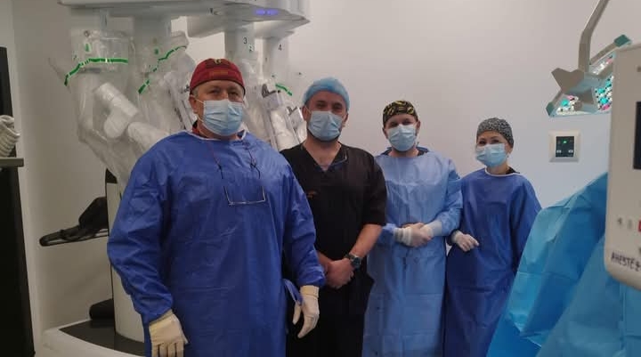  Prima operatie pentru neoplasm rectal inferior la Spitalul Clinic Județean de Urgență Bistrița