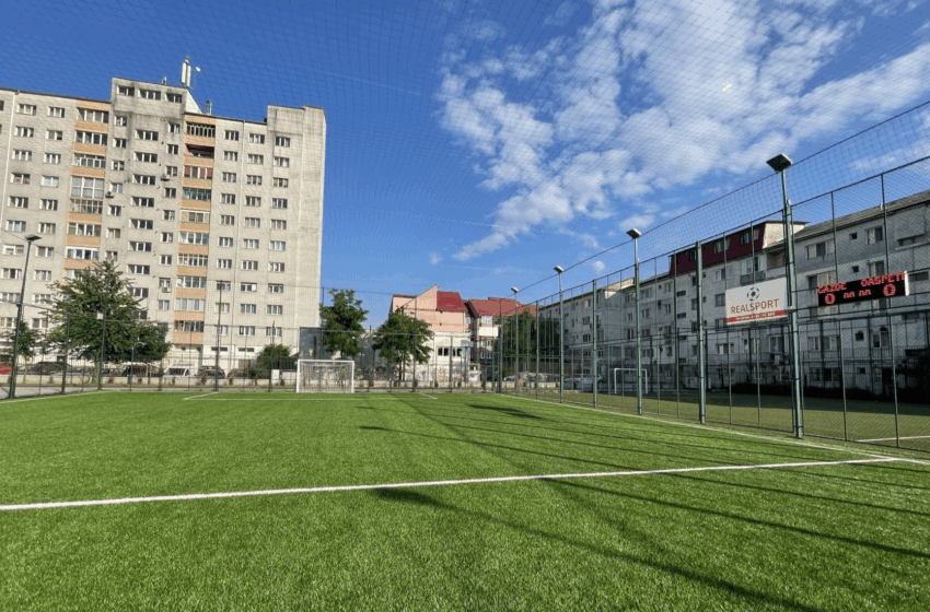  Primăria Bistrița vrea deschiderea pentru tineri a terenurilor de sport din municipiu