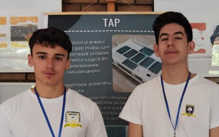 Andrei Batîș și Andrei Niț-Cioată de la „Liviu”, mențiune și medalie de argint la Olimpiada Națională de Creativitate Științifică pentru elevi