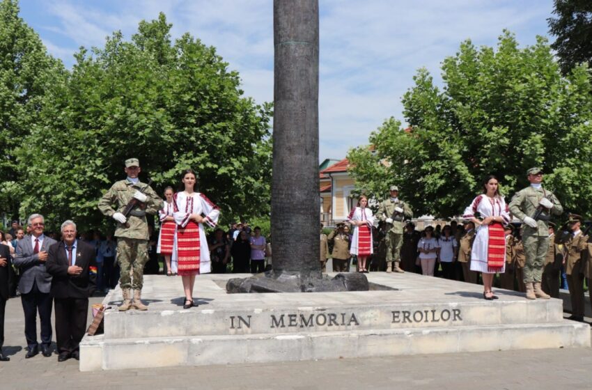  Ceremonial militar-religios de Ziua Eroilor la Bistrița