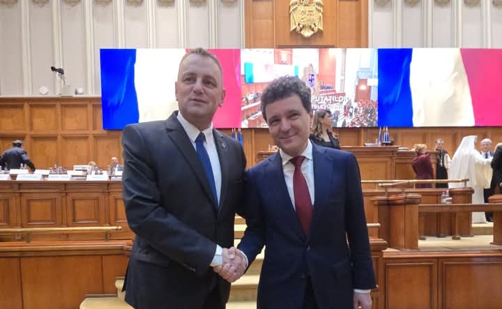  Cristian Nicula: Felicitări noului președinte al României, Nicușor Dan!