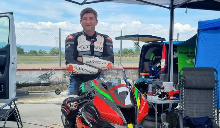  Pilotul Sorin Pop, la Campionatul Național al României de motociclism viteză. FOTO