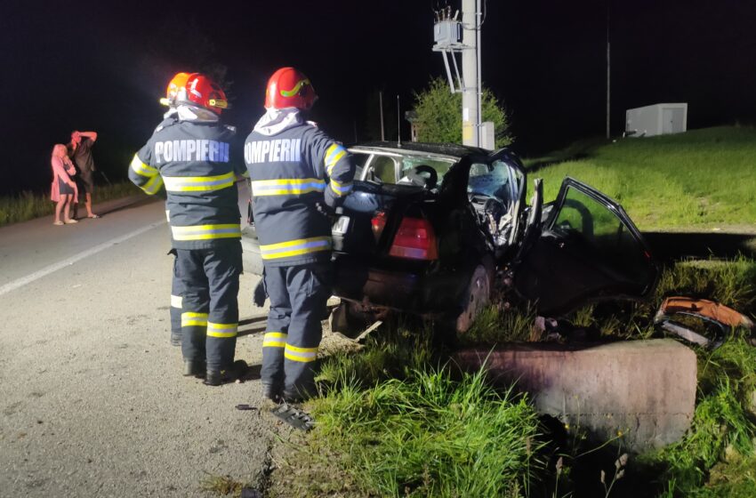  Ceilalți doi tineri implicați în accidentul de la Cușma se află internați în spital în stare critică