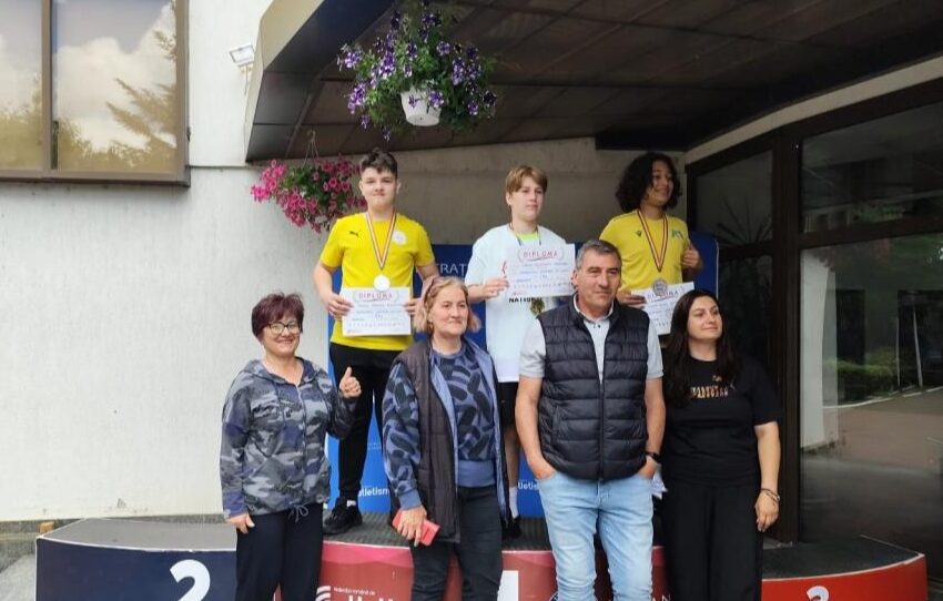  Atletism: Andrei Simionca de la LPS Bistrița este vicecampion național în proba de aruncarea greutății, la Under 13!
