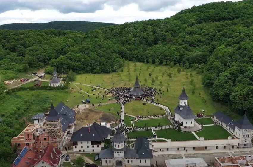 Biserica Ortodoxă construiește un parc fotovoltaic în Nușeni