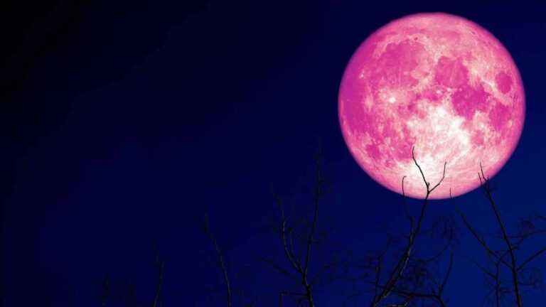  Luna va oferi un spectacol rar pe cer în această seară – se va mai repeta abia în ​​2043