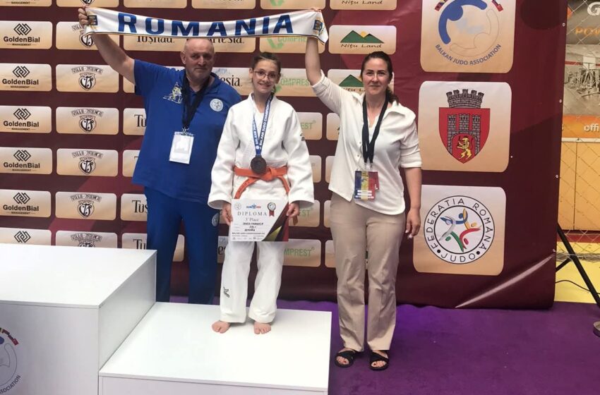  Medalie de Bronz pentru sportiva Gloriei Bistrița, Emanuela Tanca, la Campionatele Balcanice de Judo U13