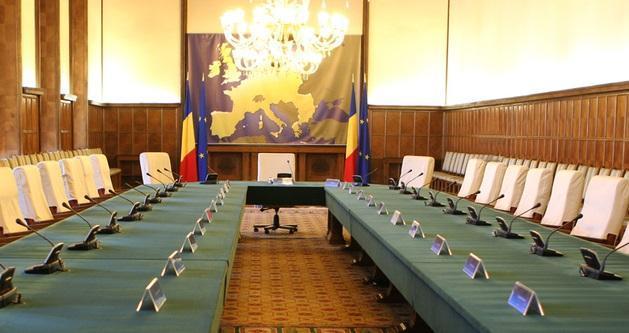  Negocieri pentru Guvern – Rocadă Grindeanu-Ciprian Şerban. Neacşu rămâne vicepremier. PNL oscilează între Finanţe şi Dezvoltare. Miza USR: Fonduri Europene, Justiţia, judecător CCR