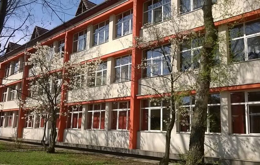  S-au finalizat lucrările de reabilitare termică la Școala Gimnazială „Avram Iancu” din Bistrița
