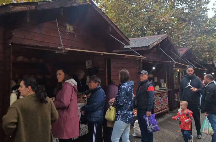  Căsuțele „Produs în Bistrița-Năsăud” de pe Pietonal au fost controlate de Protecția Consumatorului