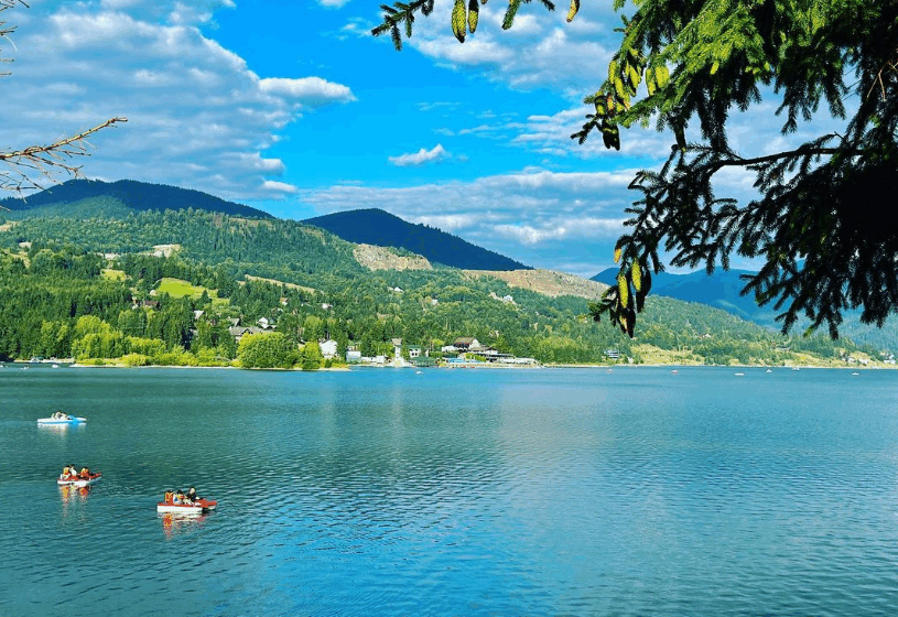  Tragedie la Colibița! Un bărbat a murit după ce a căzut în lac de pe o hidrobicicletă!