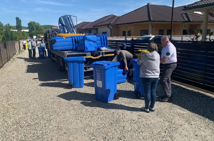  În perioada 30 iunie – 04 iulie 2025 continuădistribuția pubelelor albastre în Municipiul Bistrița! FOTO