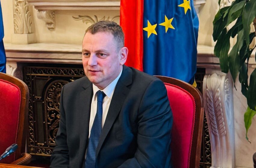  Cristian Nicula: Respectul pentru profesori nu este un favor, este o datorie de onoare