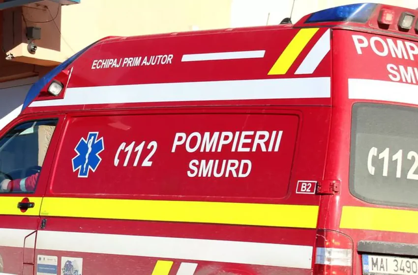  Accident rutier la ieșirea din Sărata spre Mărișelu. Trei persoane au fost transportate la spital