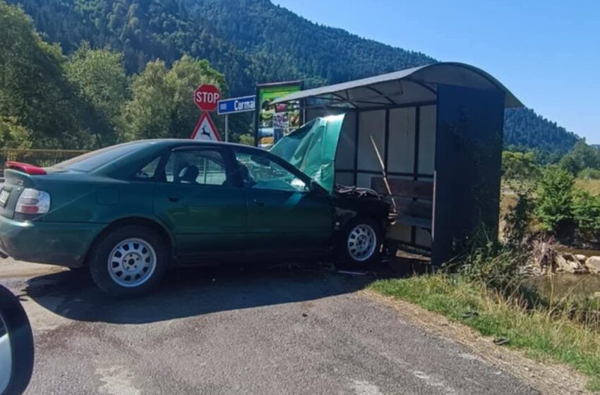  Persoană rănită după un accident la Cormaia