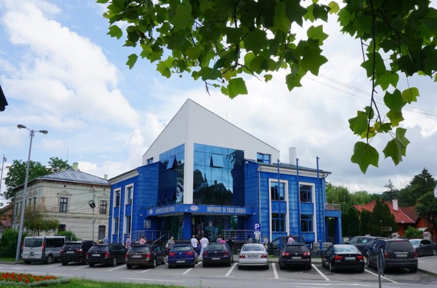  Activitatea cu publicul la Taxe și Impozite, suspendată până marți la amiază