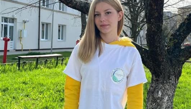  Andreea, fata care visează să transforme satul din Bistrița-Năsăud cu ajutorul agriculturii moderne 