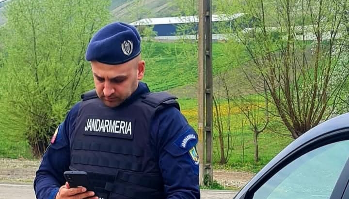  Urmărit internațional depistat în această după-amiază de către jandarmi într-un parc din municipiul Bistrița