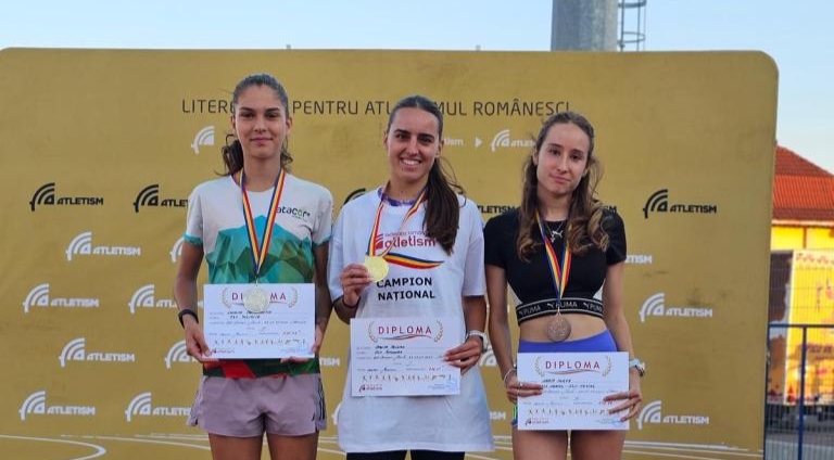  Atleta Lenuța Constantin de la CSM Bistrița este Vicecampioană Națională în proba de 1500 m! FOTO