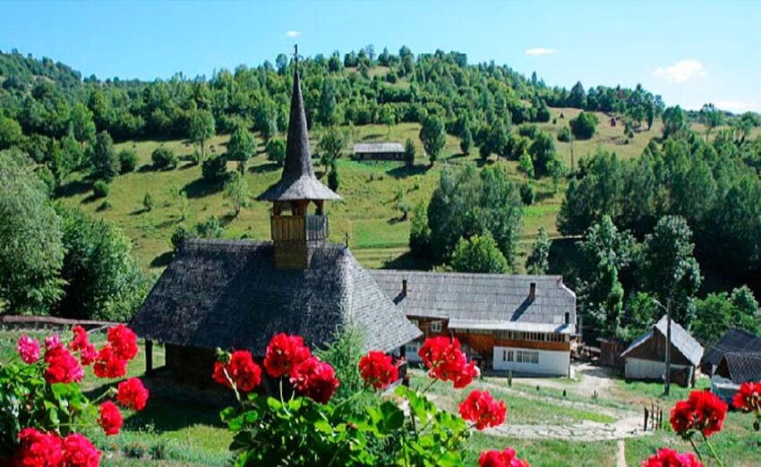  Hram la Mănăstirea Cormaia de Tăierea Capului Sf. Ioan Botezătorul