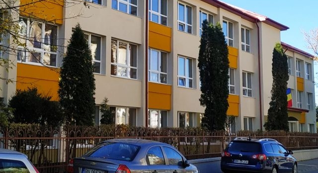  Zece unități de învățământ din județul Bistrița-Năsăud își vor muta temporar cursurile în alte spații