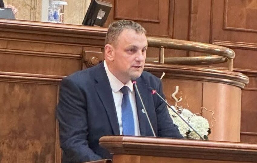  Senatorul Mircea Cristian Nicula: Vă doresc tuturor un an școlar plin de realizări, sănătate și bucurii