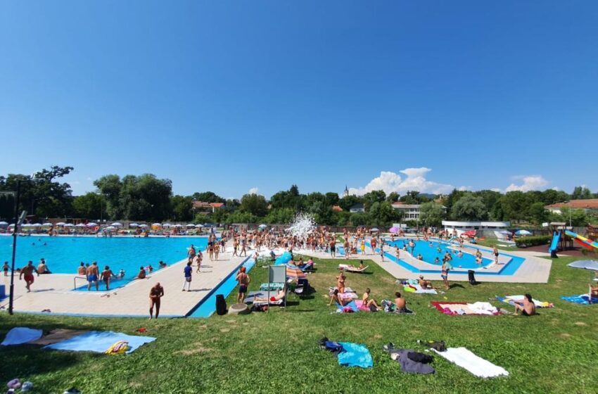 Ștrandul Codrișor își încheie programul începând cu 15 septembrie pentru sezonul estival 2025