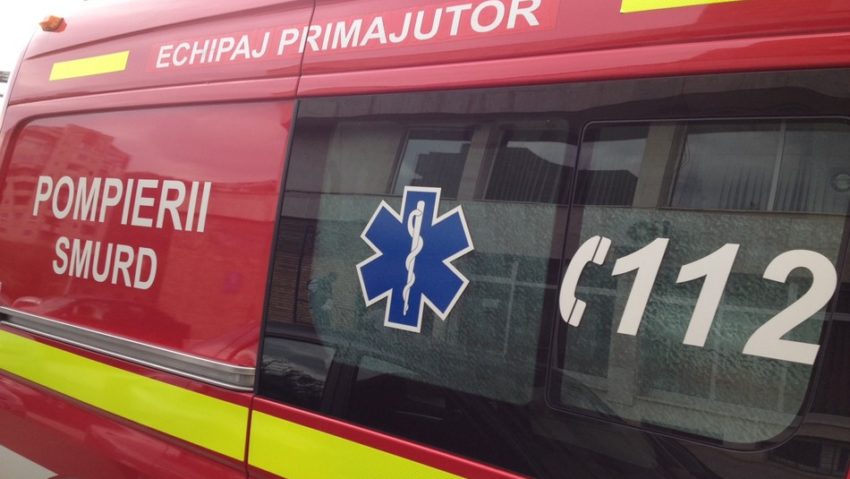  Accident rutier în Bistrița. Un bărbat a fost transportat la spital