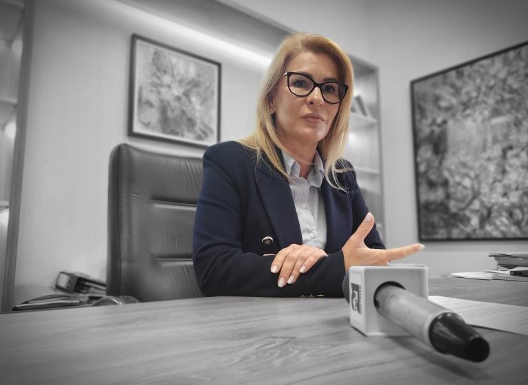  Celebrarea TOAMNEI cu producători locali și muzică în Centrul Istoric al Bistriței. Interviu Ștefania Stere. VIDEO