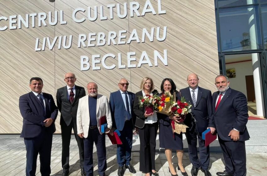 Au fost decernate titlurile de Cetățean de onoare a orașului Beclean. FOTO