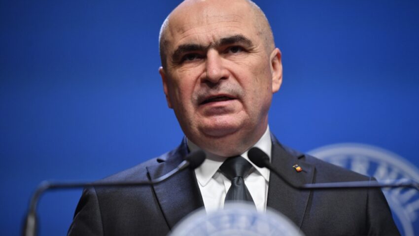  Parlamentul va dezbate şi vota, duminică, patru moțiuni de cenzură