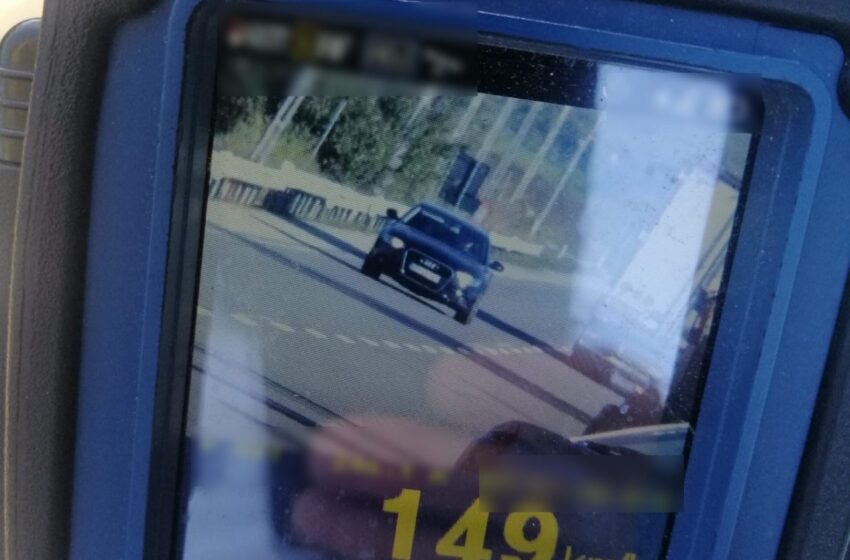  Peste 150 de sancțiuni, aplicate de polițiștii rutieri în weekend. 26 de șoferi au rămas pietoni